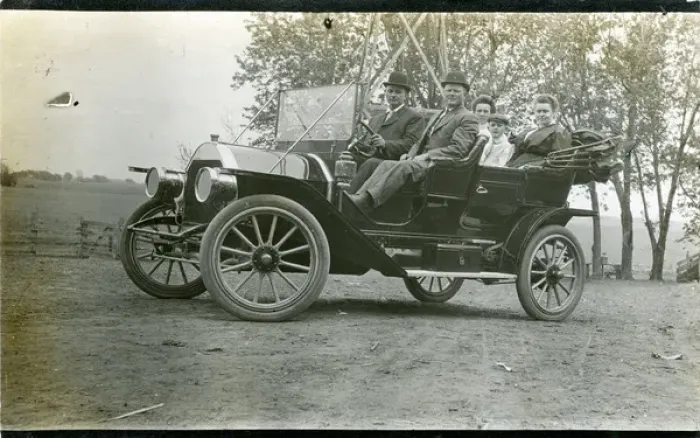 Framed Print : Vintage Car (awaiting identification), Britain Framed Print : Vintage Car (awaiting identification), Britain