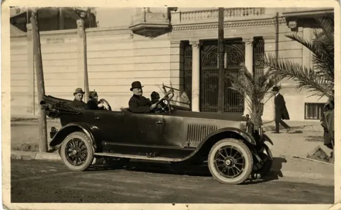 Framed Print : Vintage Car (awaiting identification), Spain Framed Print : Vintage Car (awaiting identification), Spain