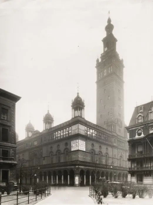 Framed Print : Vintage early 20th century press photograph: Madison Square Garden, Manhattan, New York Framed Print : Vintage early 20th century press photograph: Madison Square Garden, Manhattan, New York