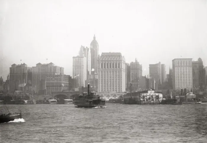 Framed Print : Vintage early 20th century press photograph: New York, Manhattan waterfront, 1920 s Framed Print : Vintage early 20th century press photograph: New York, Manhattan waterfront, 1920 s