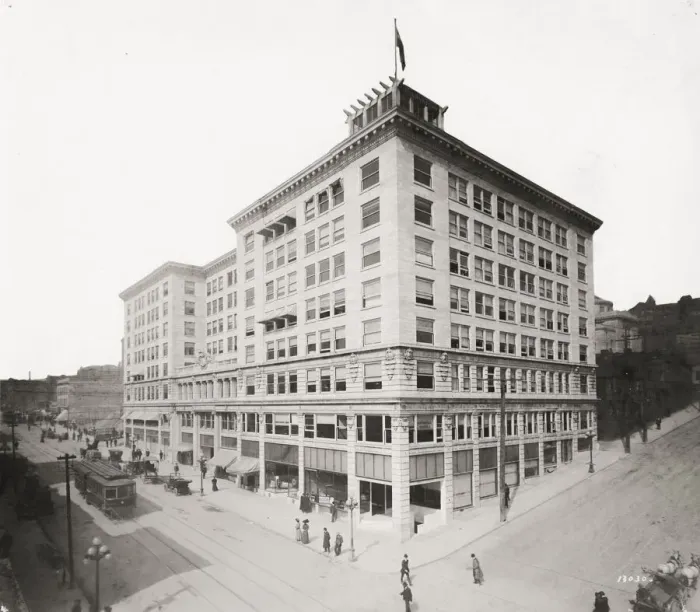 Framed Print : Vintage early 20th century press photograph: Seattle, Washington following the 1920 s Framed Print : Vintage early 20th century press photograph: Seattle, Washington following the 1920 s