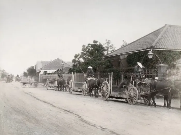 Framed Print : Vintage late 19th century photograph: Horse carts, cargo wagons, Bund, Yokohama, Japan Framed Print : Vintage late 19th century photograph: Horse carts, cargo wagons, Bund, Yokohama, Japan
