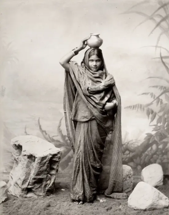 Framed Print : Vintage late 19th century photograph: Village girl, India Framed Print : Vintage late 19th century photograph: Village girl, India