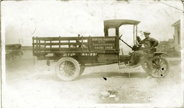 Framed Print : Vintage Wagon (awaiting identification) Framed Print : Vintage Wagon (awaiting identification)