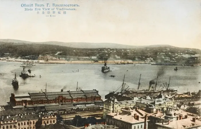 Framed Print : Vladivostock Panorama (Card 4 of 6) Framed Print : Vladivostock Panorama (Card 4 of 6)