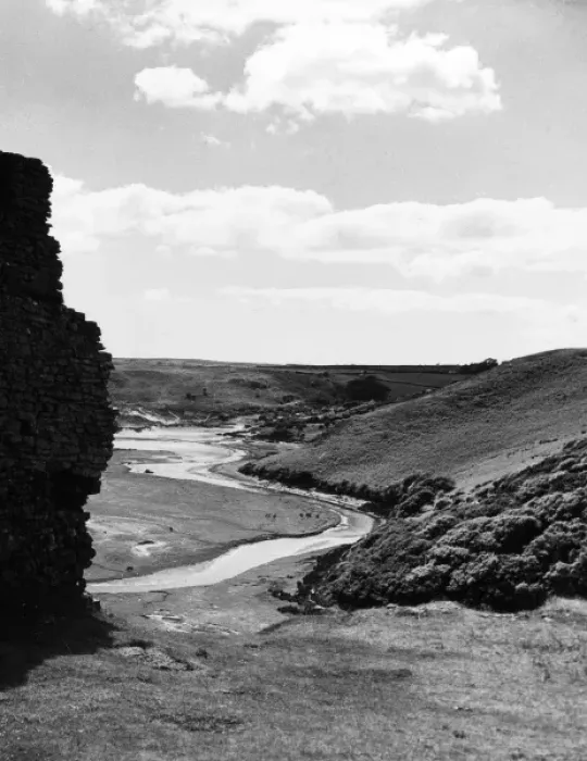 Framed Print : Wales / Three Cliffs Bay Framed Print : Wales / Three Cliffs Bay