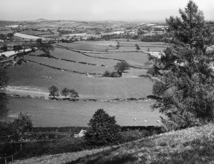 Framed Print : Wales / Pentre Beirdd Framed Print : Wales / Pentre Beirdd