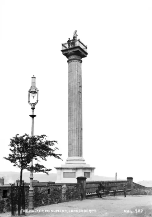 Framed Print : The Walker Monument, Londonderry Framed Print : The Walker Monument, Londonderry