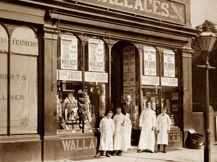 Framed Print : Wallaces Grocer, Holmfirth Framed Print : Wallaces Grocer, Holmfirth