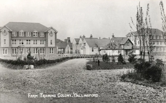 Framed Print : Wallingford Farm Colony, Berkshire Framed Print : Wallingford Farm Colony, Berkshire