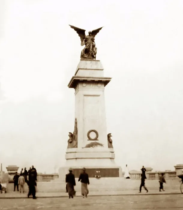 Framed Print : War Memorial, Shanghai, China, early 1900s Framed Print : War Memorial, Shanghai, China, early 1900s