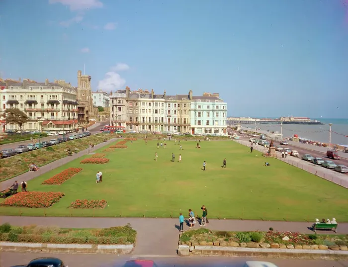 Framed Print : Warrior Square, St. Leonards-on-Sea Framed Print : Warrior Square, St. Leonards-on-Sea