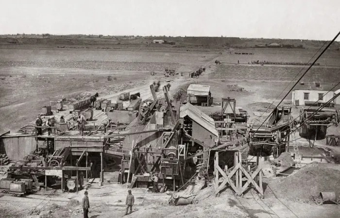 Framed Print : Washing Gear, Kimberley diamond mine, South Africa, c. 1888 Framed Print : Washing Gear, Kimberley diamond mine, South Africa, c. 1888