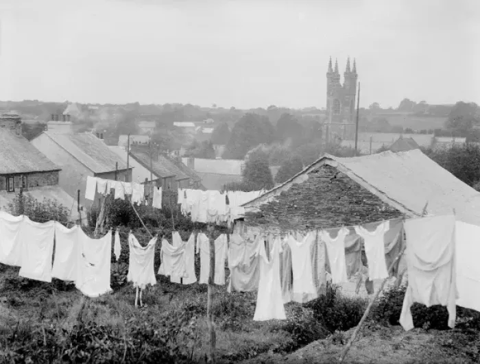 Framed Print : Washing Line 1930S Framed Print : Washing Line 1930S