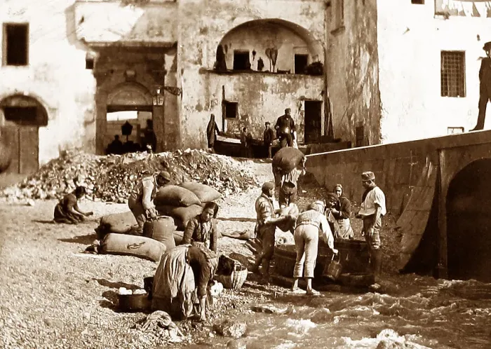 Framed Print : Washing wheat, Amalfi, Italy Framed Print : Washing wheat, Amalfi, Italy