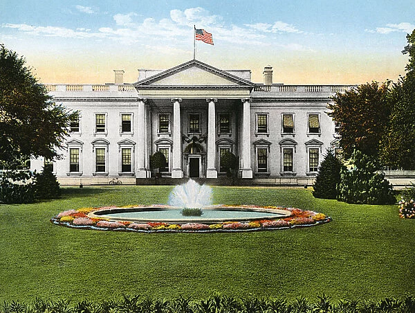 Washington DC, USA - The White House from Penn Avenue