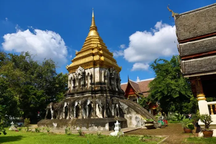Framed Print : Wat Chiang Man Temple in Chiang Mai, Thailand Framed Print : Wat Chiang Man Temple in Chiang Mai, Thailand