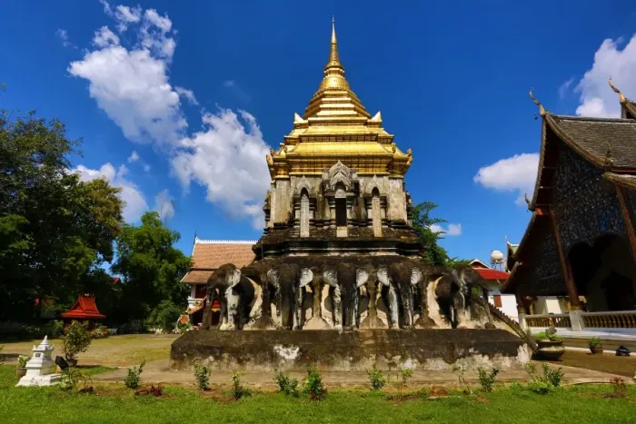 Framed Print : Wat Chiang Man Temple in Chiang Mai, Thailand Framed Print : Wat Chiang Man Temple in Chiang Mai, Thailand