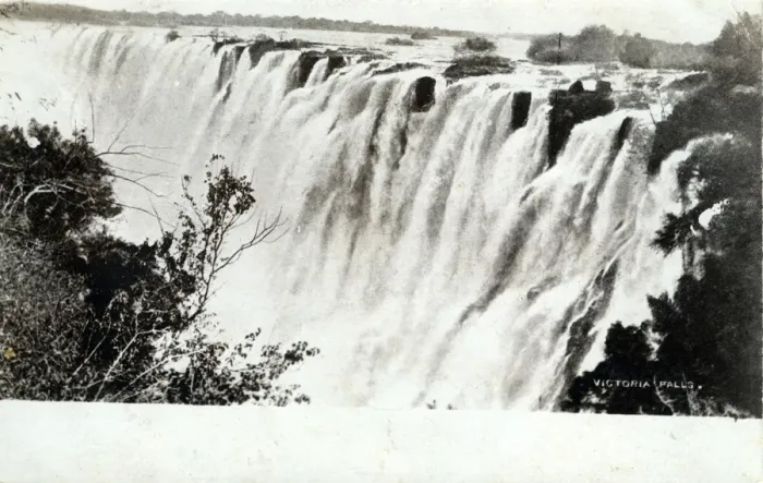Framed Print : The Waterfalls, Victoria Falls, Matabeleland North Framed Print : The Waterfalls, Victoria Falls, Matabeleland North