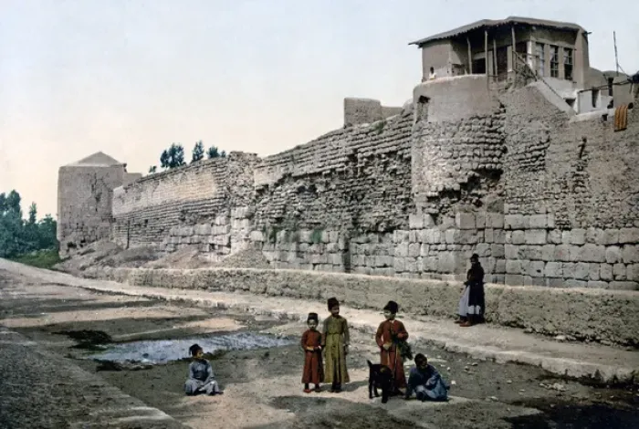 Framed Print : Waterfront scene, Constaninople, (Istanbul) Turkey, circa 18 Framed Print : Waterfront scene, Constaninople, (Istanbul) Turkey, circa 18