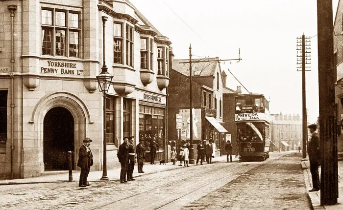 Framed Print : Waterloo Lane, Bramley Framed Print : Waterloo Lane, Bramley