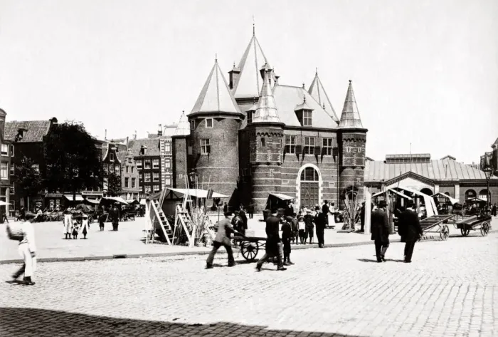 Framed Print : Waterlooplein market, old Jewish quarter, Amsterdam 1890s. Date: 1890s Framed Print : Waterlooplein market, old Jewish quarter, Amsterdam 1890s. Date: 1890s