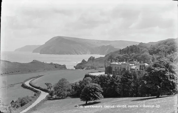 Framed Print : Watermouth Castle Framed Print : Watermouth Castle
