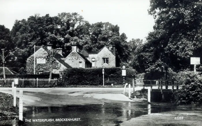 Framed Print : The Watersplash at Brockenhurst in the New Forest district of Hampshire, England. Date: circa 1930s Framed Print : The Watersplash at Brockenhurst in the New Forest district of Hampshire, England. Date: circa 1930s