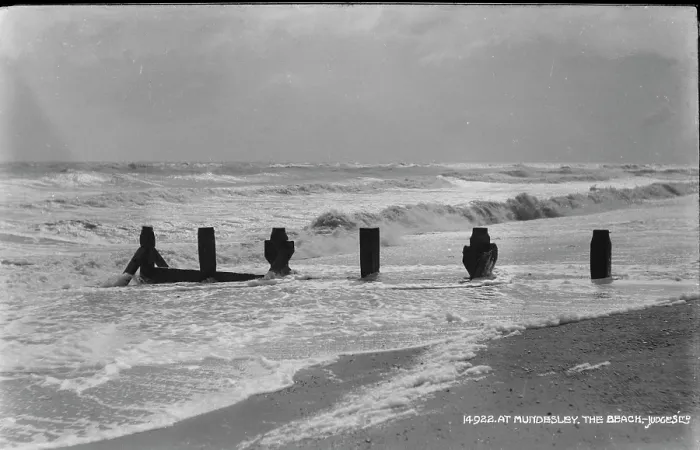 Framed Print : Waves at Mundesley Beach Framed Print : Waves at Mundesley Beach