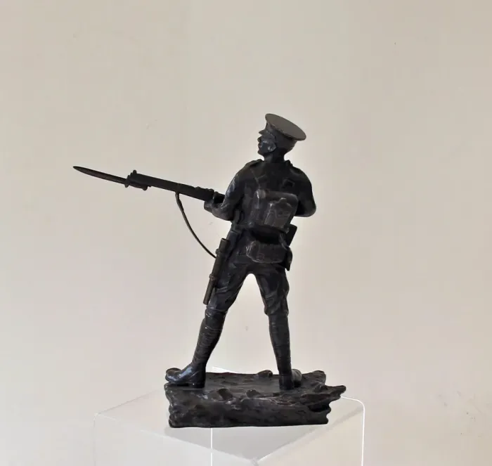 Framed Print : On the way to Tipperary - Infantryman, 1914 Framed Print : On the way to Tipperary - Infantryman, 1914