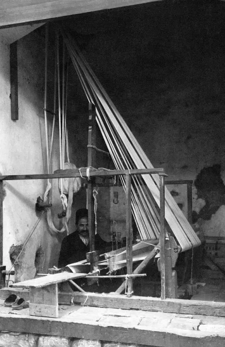 Framed Print : Weaver at a loom, Jerusalem Framed Print : Weaver at a loom, Jerusalem
