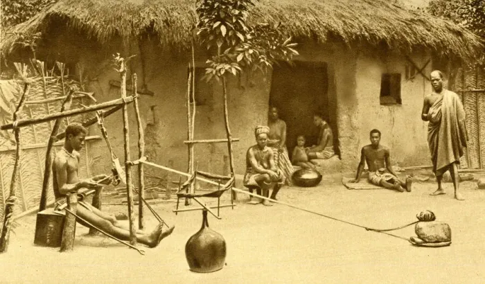 Framed Print : Weaving in a village on the Gold Coast, West Africa Framed Print : Weaving in a village on the Gold Coast, West Africa
