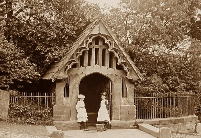 Framed Print : The Well, Budworth Framed Print : The Well, Budworth