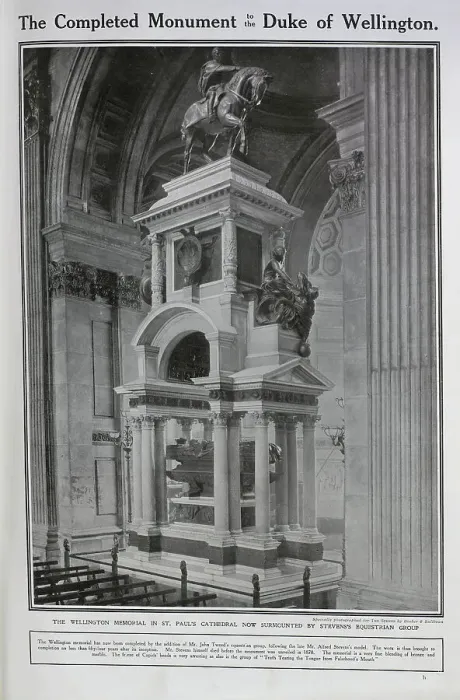 Framed Print : Wellington monument Framed Print : Wellington monument