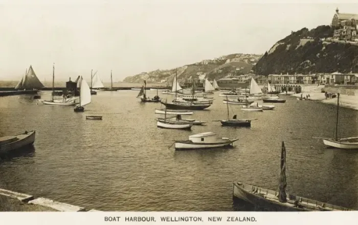 Framed Print : Wellington, New Zealand Framed Print : Wellington, New Zealand