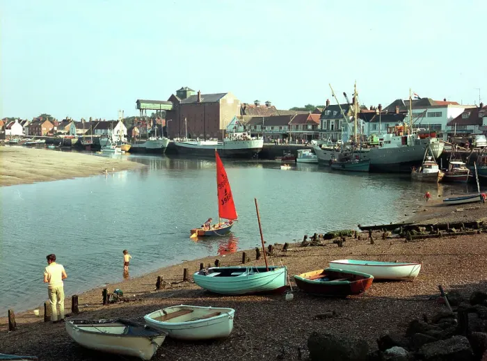 Framed Print : Wells-next-the-Sea - The quay Framed Print : Wells-next-the-Sea - The quay