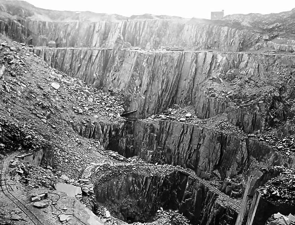 A Welsh slate quarry (probably Chwarel), early 1900s