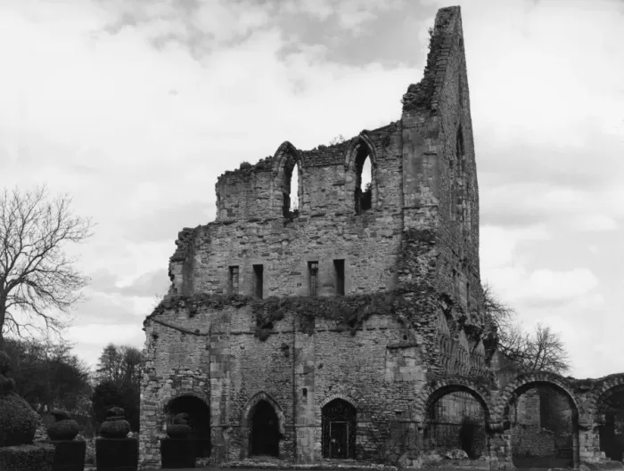 Framed Print : Much Wenlock Abbey Framed Print : Much Wenlock Abbey