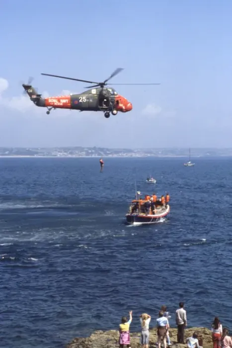 Framed Print : Wessex helicopter in rescue demonstration, Cornwall Framed Print : Wessex helicopter in rescue demonstration, Cornwall