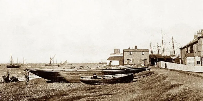 Framed Print : West Beach, Whitstable early 1900's Framed Print : West Beach, Whitstable early 1900's
