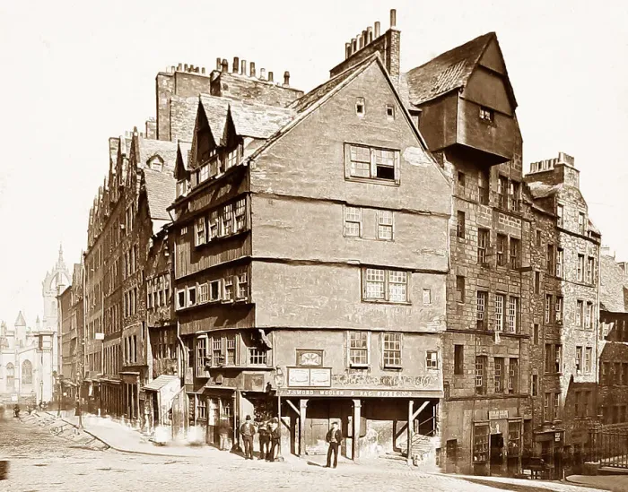 Framed Print : West Bow, Edinburgh Framed Print : West Bow, Edinburgh