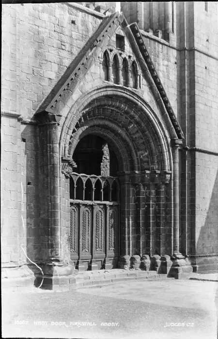 Framed Print : West Door of Kirkstall Abbey Framed Print : West Door of Kirkstall Abbey