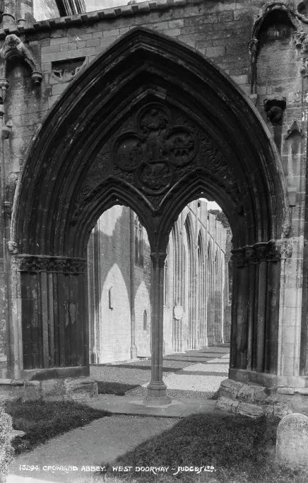Framed Print : West Doorway of Crowland Abbey Framed Print : West Doorway of Crowland Abbey