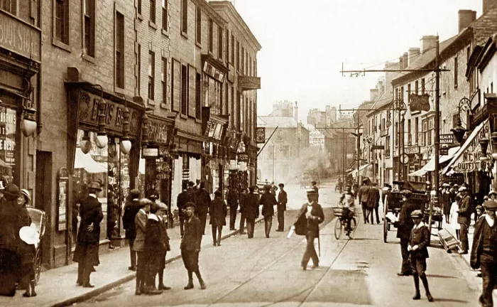 Framed Print : West Gate, Mansfield early 1900's Framed Print : West Gate, Mansfield early 1900's