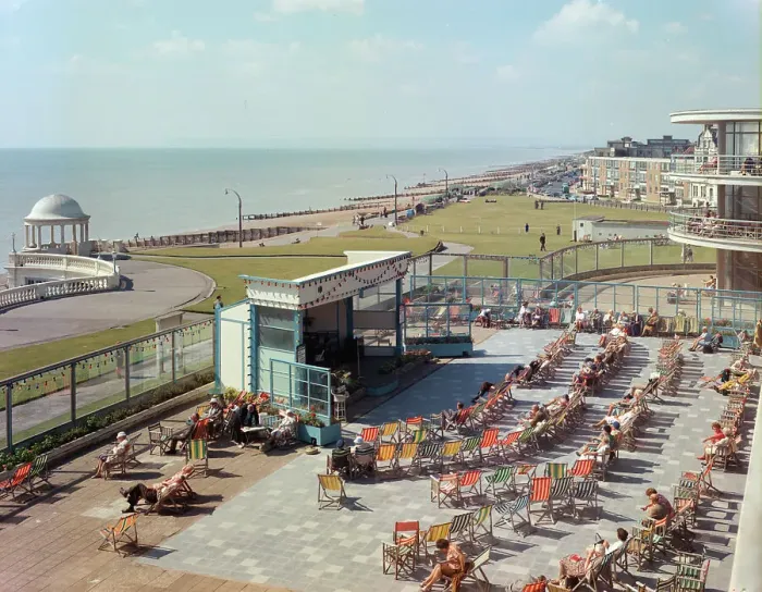 Framed Print : West Lawn, Bexhill-on-Sea Framed Print : West Lawn, Bexhill-on-Sea