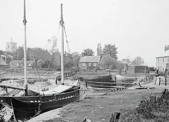 Framed Print : West Lynn Harbour, Norfolk, Victorian period Framed Print : West Lynn Harbour, Norfolk, Victorian period