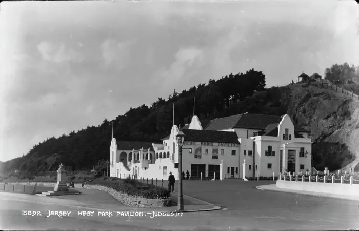 Framed Print : West Park Pavilion Framed Print : West Park Pavilion