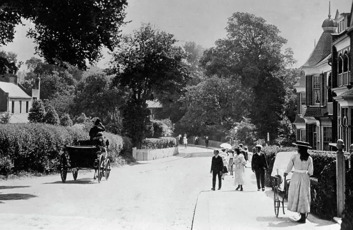 Framed Print : Westcliff Station Road early 1900s Framed Print : Westcliff Station Road early 1900s