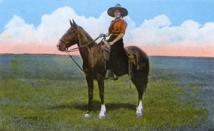 Framed Print : Western Canada - Cowgirl