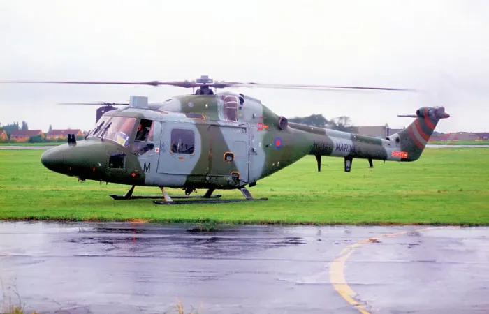 Framed Print : Westland Lynx AH. 7 XZ182 - M Framed Print : Westland Lynx AH. 7 XZ182 - M